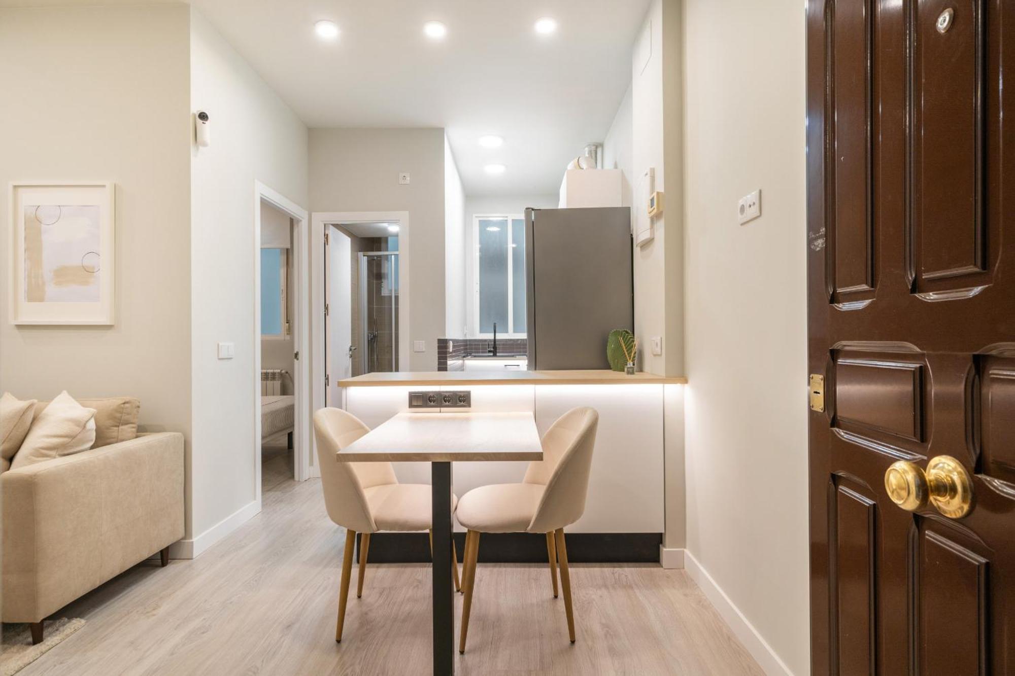 Apartamento Reformado En Metro Ibiza Alquiler Temporal Madrid Kültér fotó