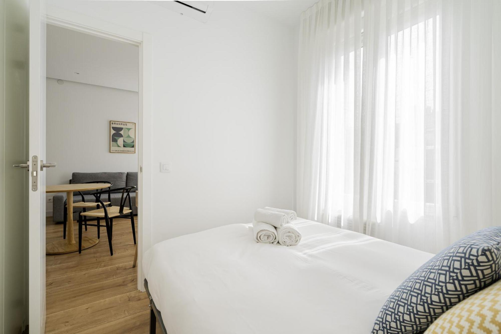 Apartamento Reformado En Metro Ibiza Alquiler Temporal Madrid Kültér fotó