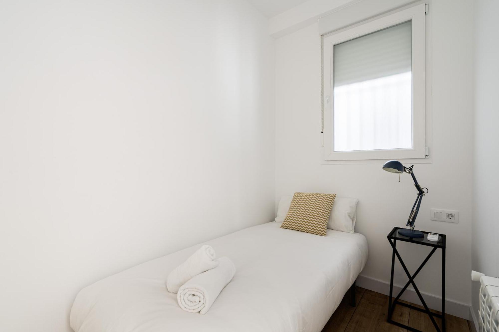 Apartamento Reformado En Metro Ibiza Alquiler Temporal Madrid Kültér fotó